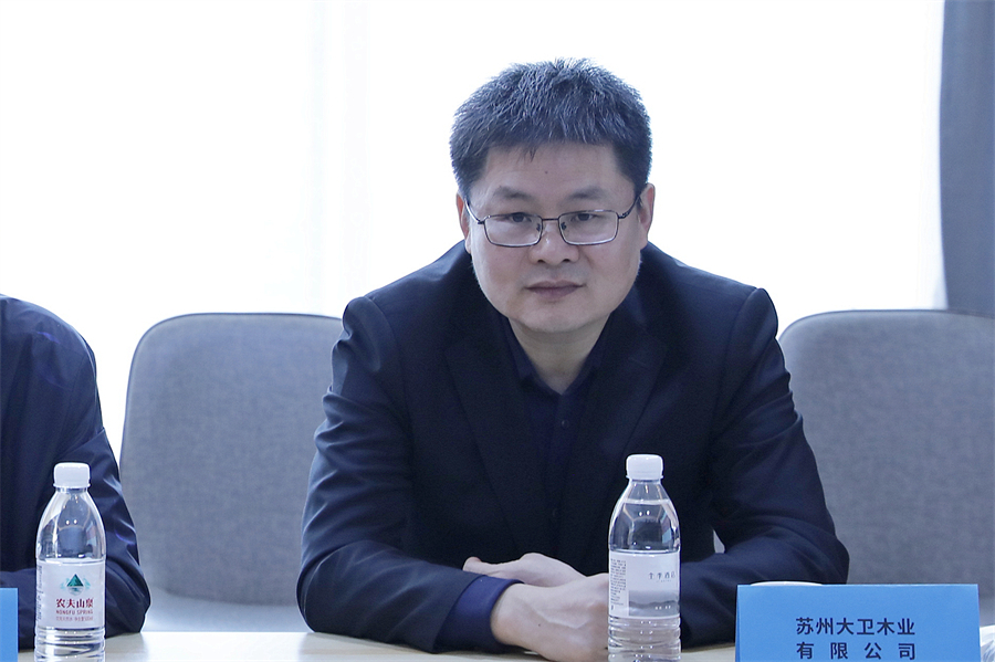 mksport地板董事长蒋卫